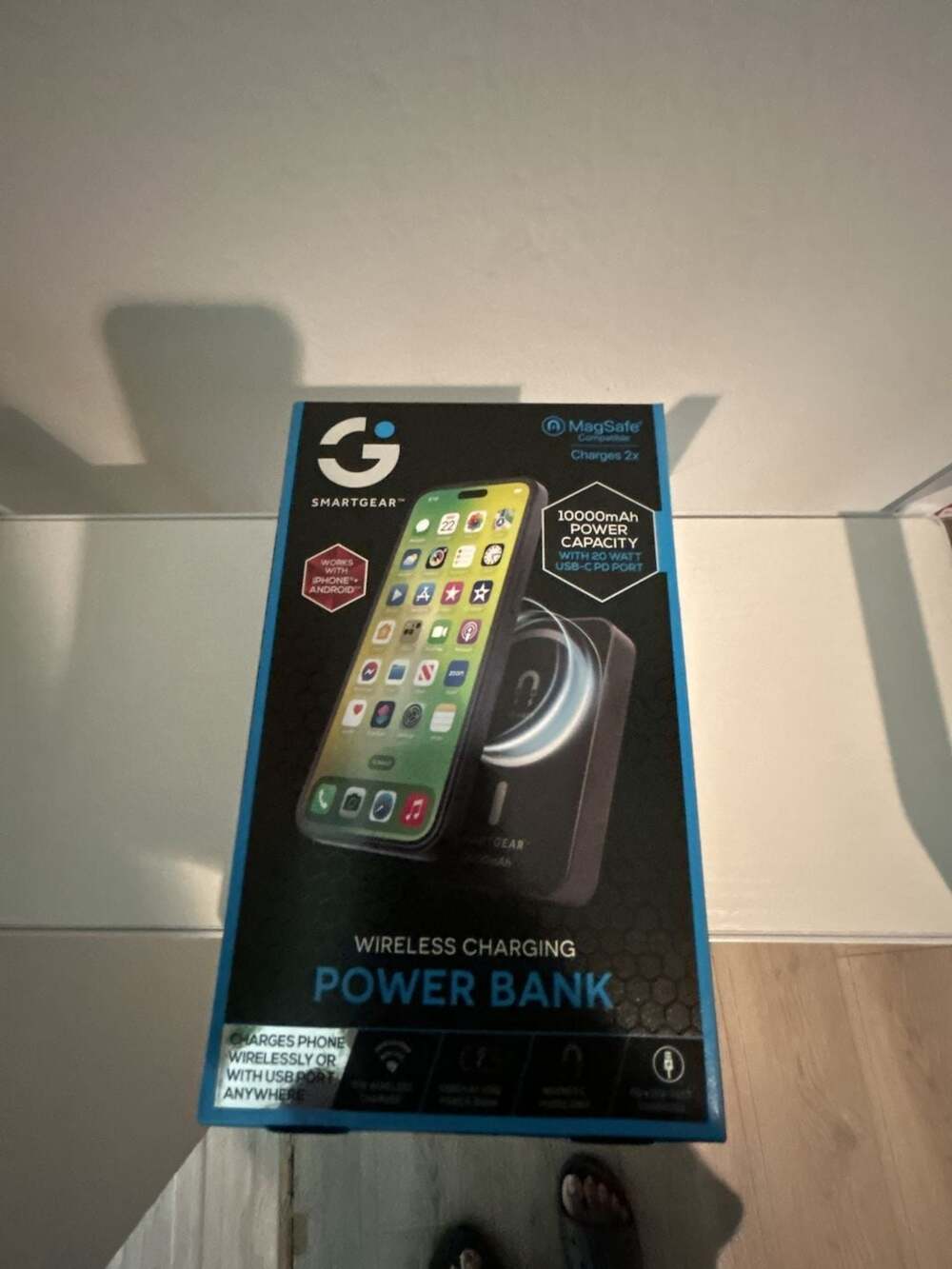 Smart Gear Wireless Charging Power Bank 10000mAh MagSafe Compatible